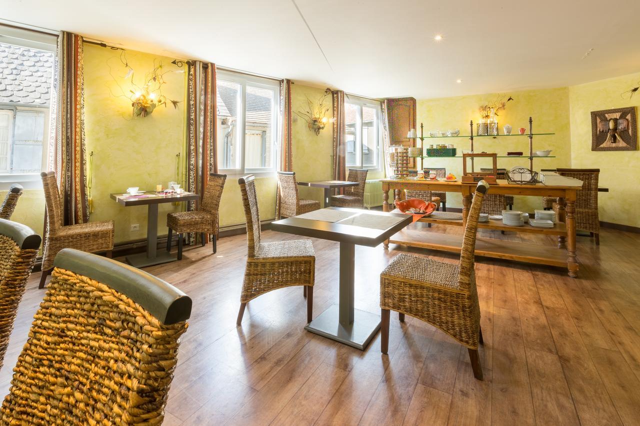 Contact Hotel Le Relais De Vellinus Больё-сюр-Дордонь Экстерьер фото